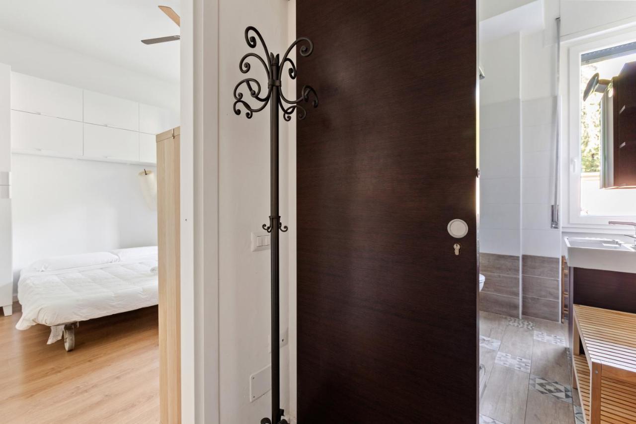 Milano Famagosta Cosy Studio Екстер'єр фото